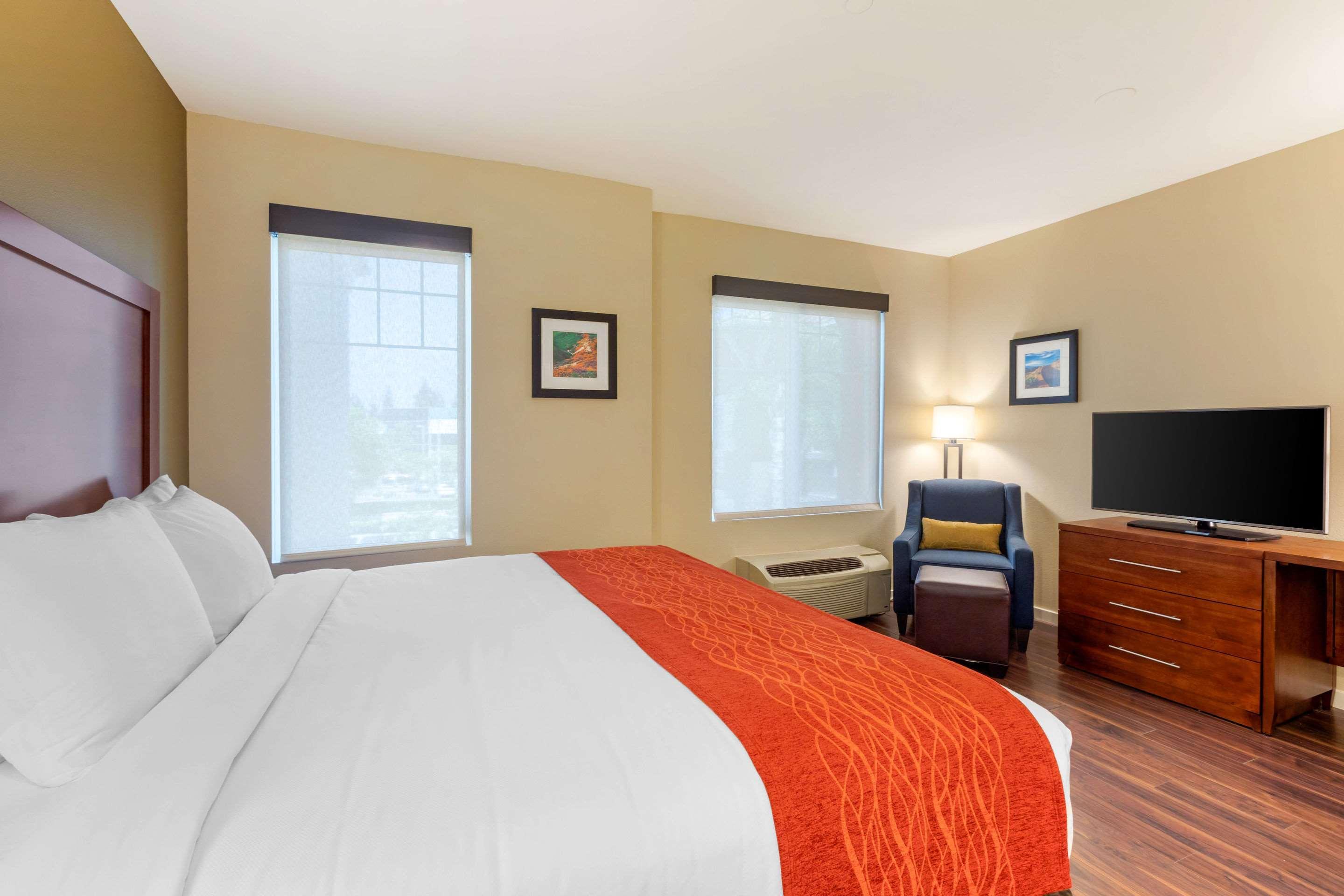 Comfort Inn & Suites Near Ontario Airport Ngoại thất bức ảnh