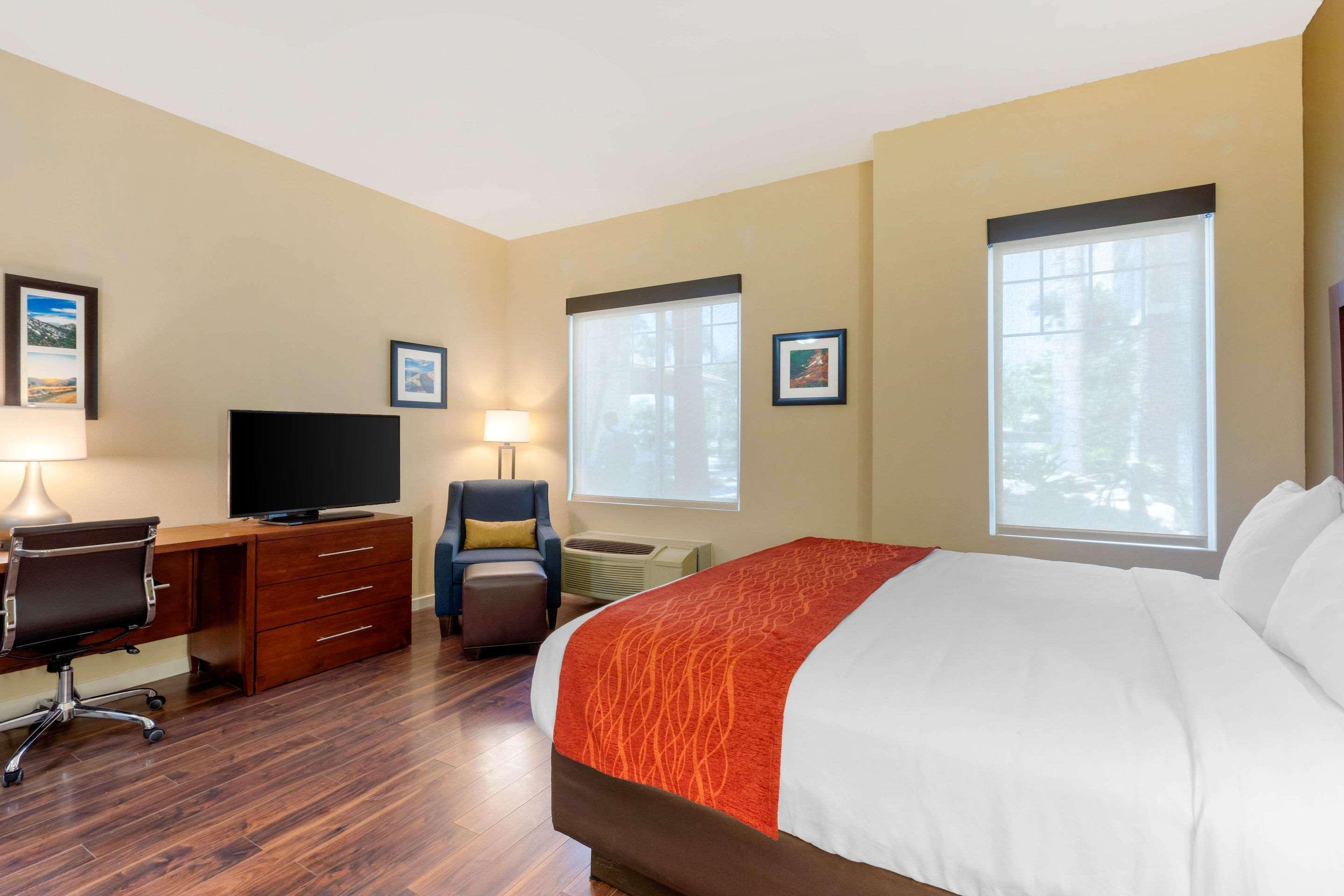 Comfort Inn & Suites Near Ontario Airport Ngoại thất bức ảnh