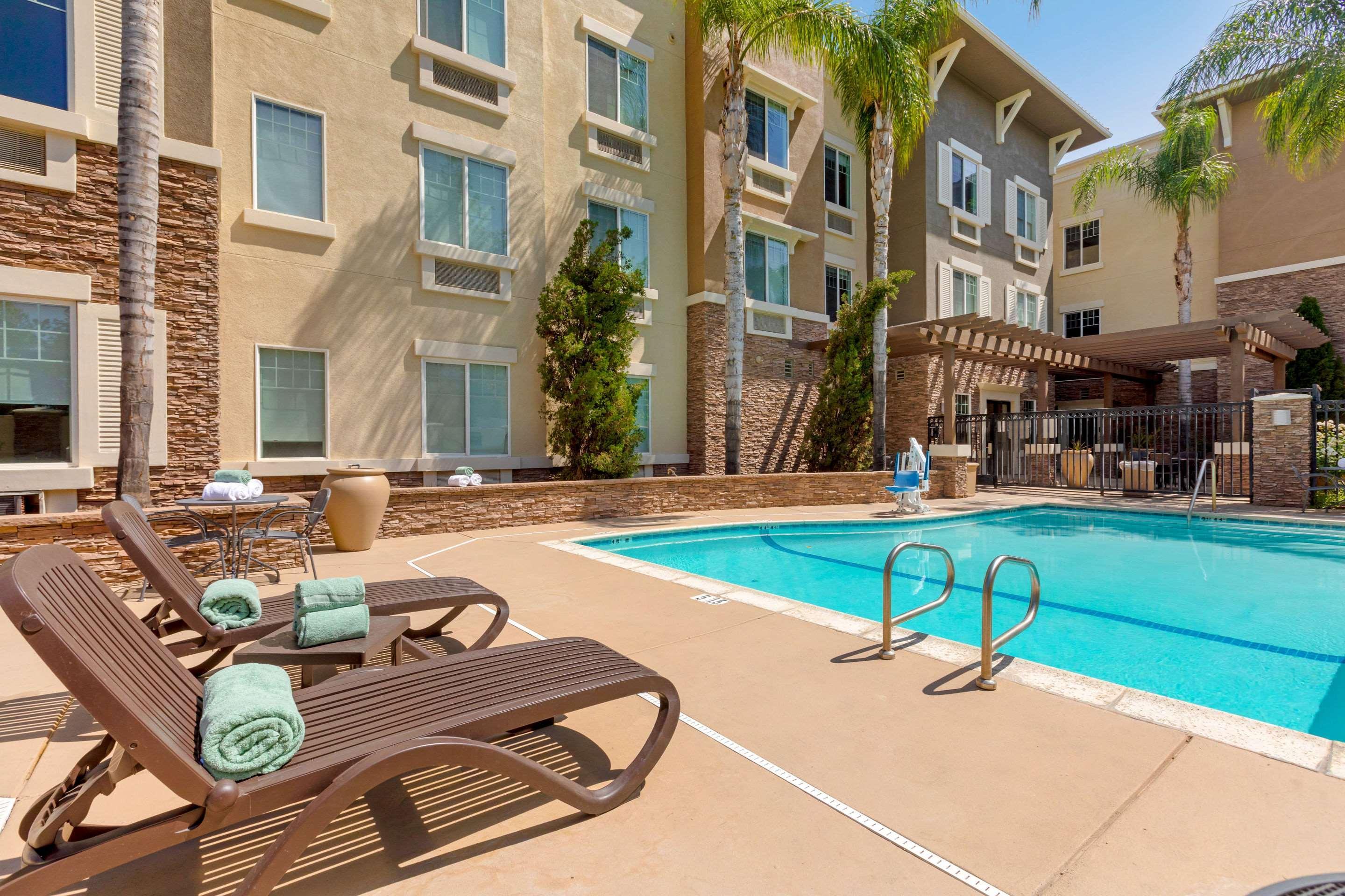 Comfort Inn & Suites Near Ontario Airport Ngoại thất bức ảnh