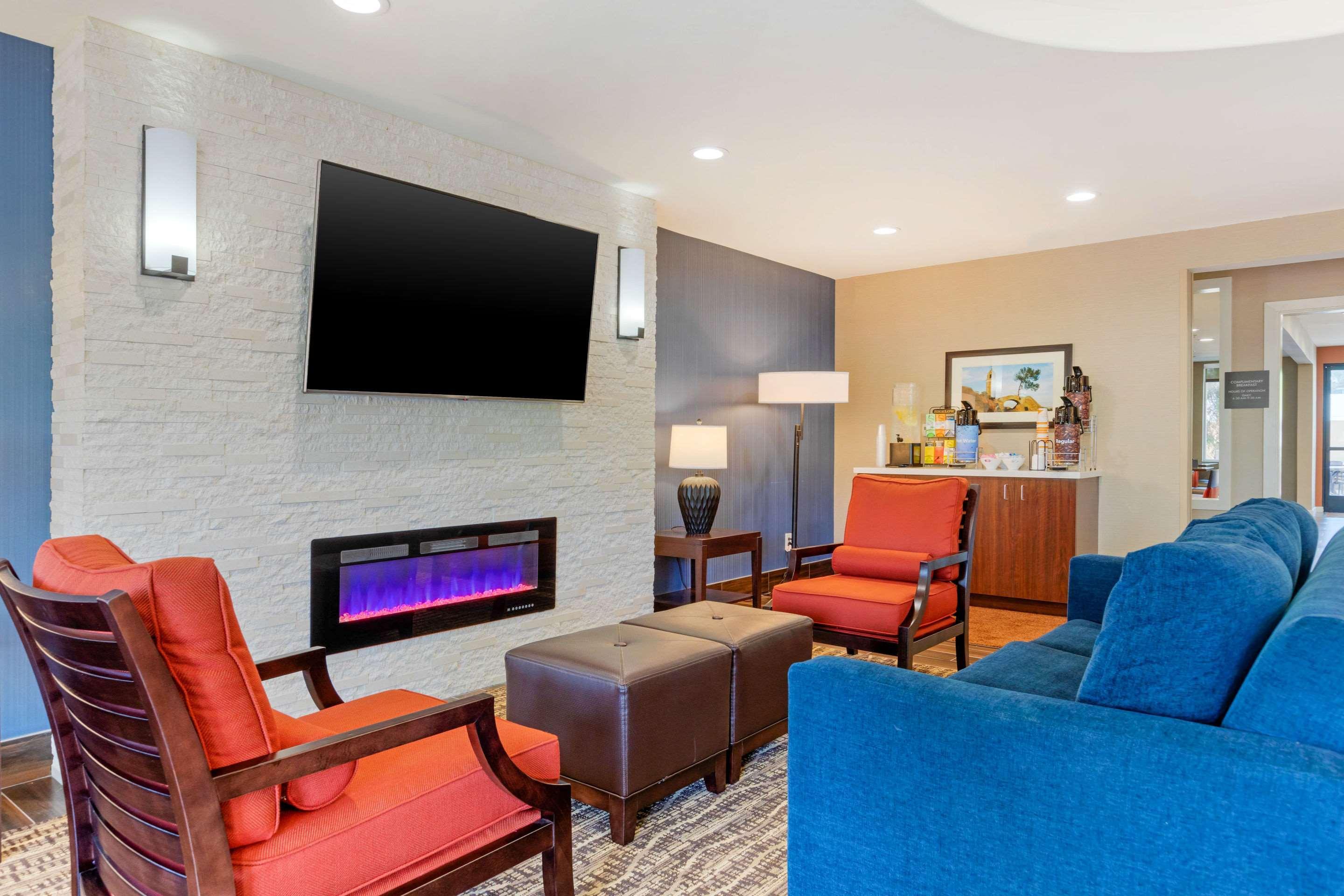 Comfort Inn & Suites Near Ontario Airport Ngoại thất bức ảnh