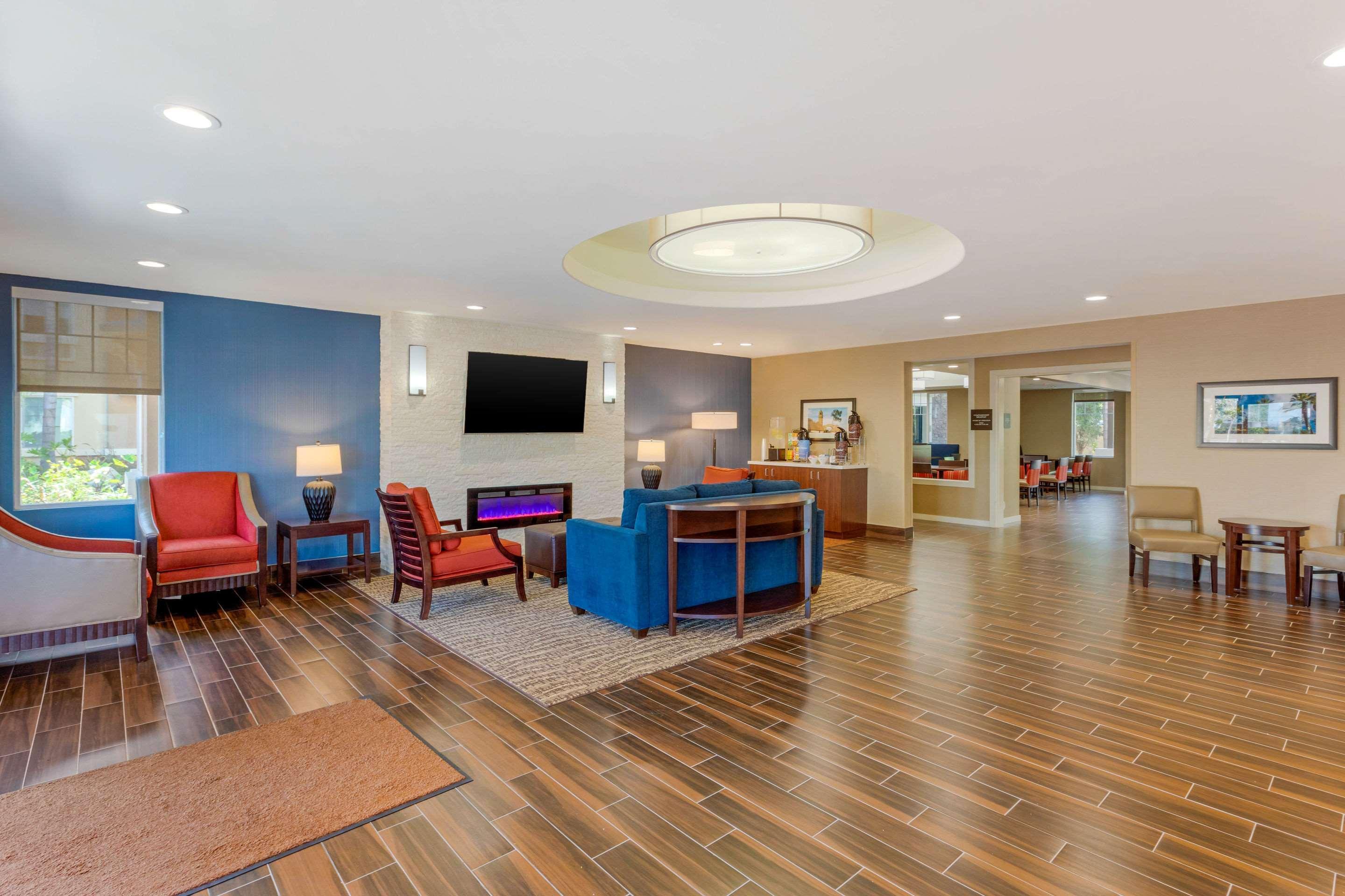 Comfort Inn & Suites Near Ontario Airport Ngoại thất bức ảnh