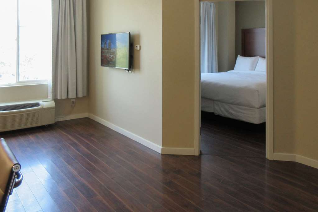 Comfort Inn & Suites Near Ontario Airport Phòng bức ảnh
